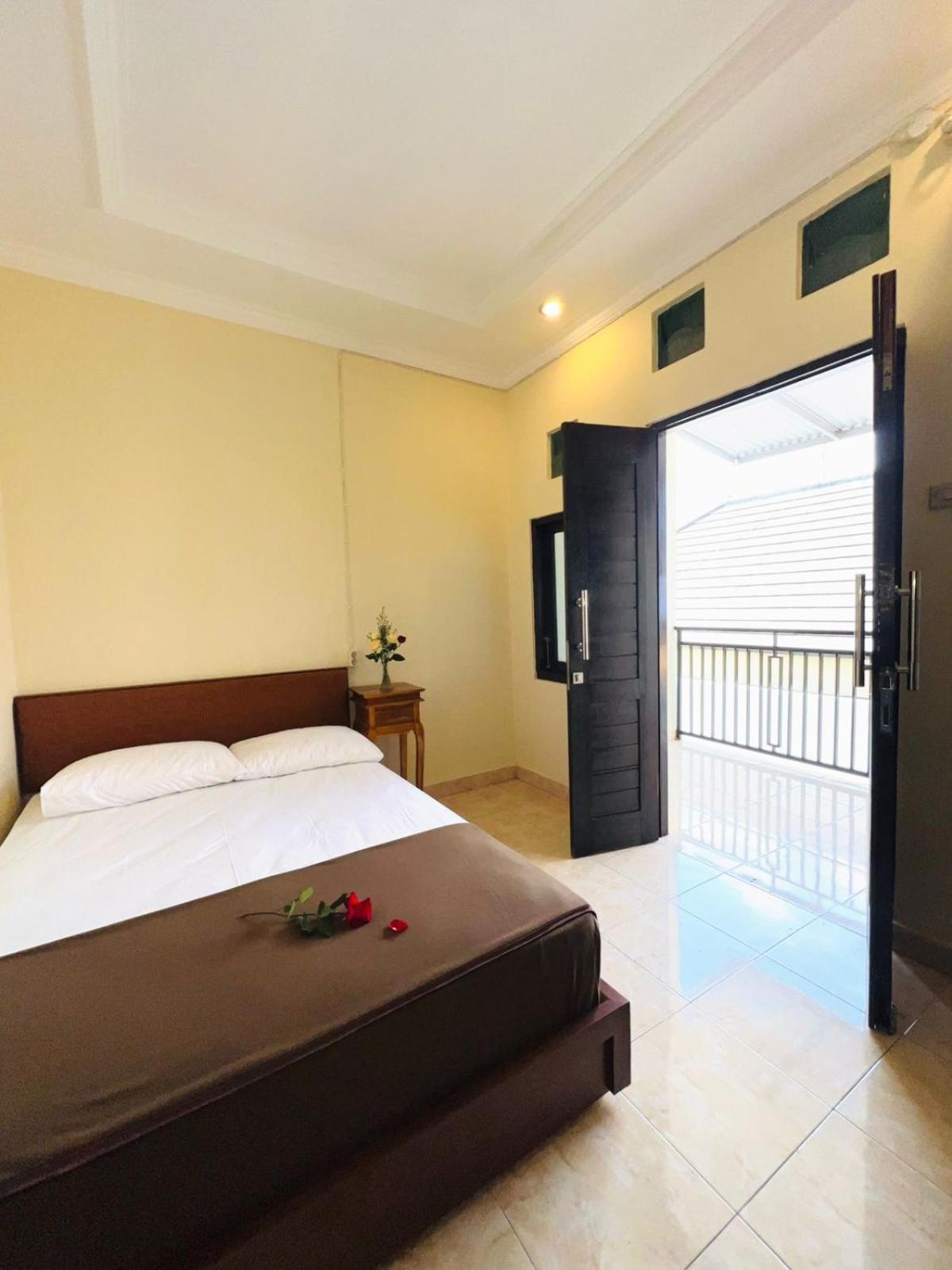 Zigiz Lovina Hostel Eksteriør bilde
